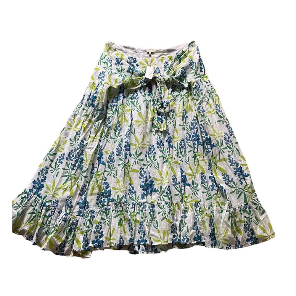 WKND WYFR Womens/Teen White Floral Blue and Green Leaf Pattern Skirt Size XL